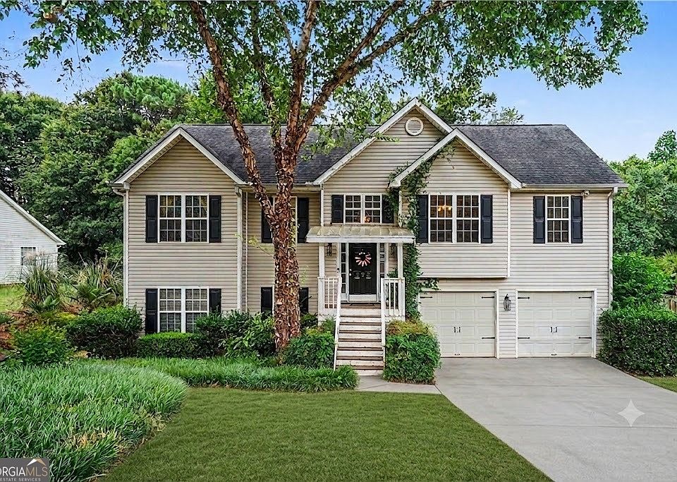 1st image of 388 Arrowhatchee Dr