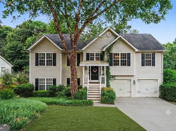 388 Arrowhatchee Dr, Winder, GA 30680