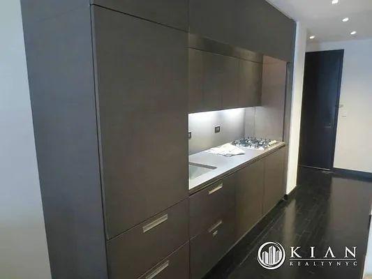 Sold by Kian Realty | media 25