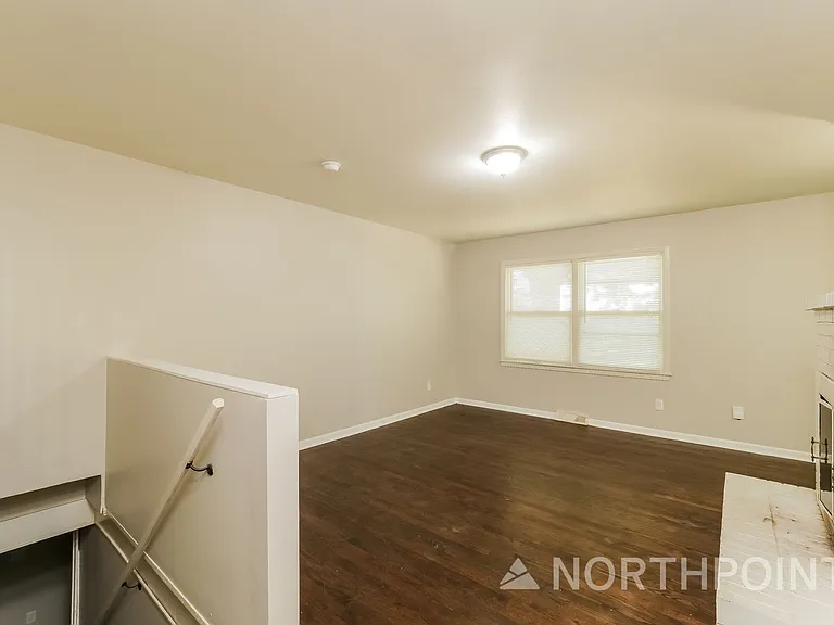 808 N Piute Ave — Photo 3