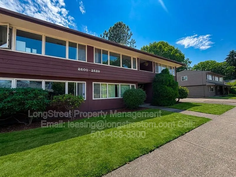2608 NW Tyler Ave