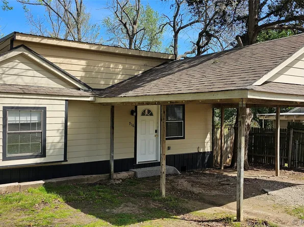 916 W Willow St, Durant, OK 74701