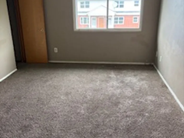 225 Miriam Dr #B — Photo 6