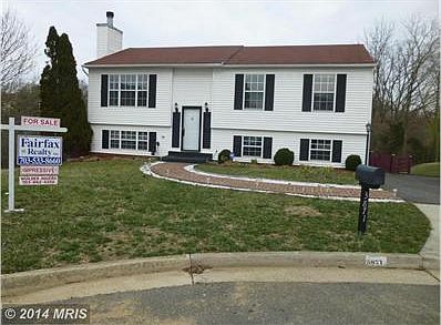 GORGEOUS 2-LEVEL FFX-CO HOUS IN PRIVATE CUL-DE-SAC