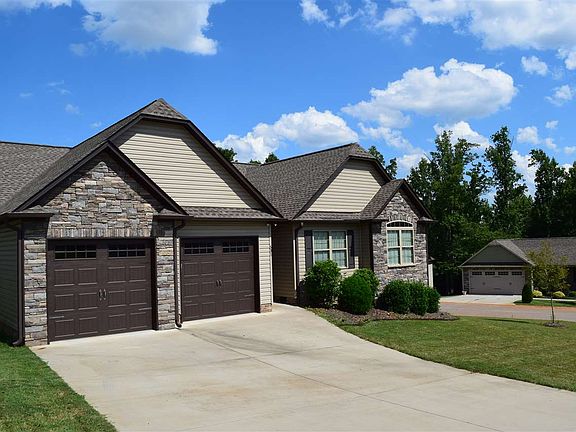 2nd image of 531 Cornucopia Ln