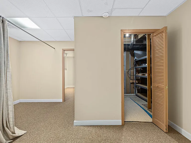 3202 Whitney Rd — Photo 21