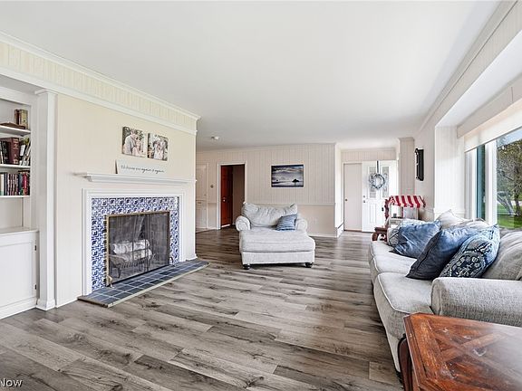 5th image of 1416 W 64th St