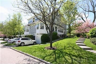 1st image of 26 Mystic Dr #26