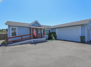 305 Airport Way, Lakeside, OR