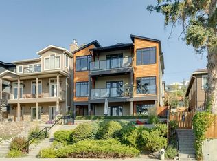 954 SW Drury Ave NE, Calgary, AB T2E0M2