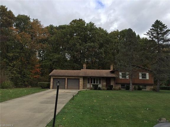 5th image of 1301 Romane Dr