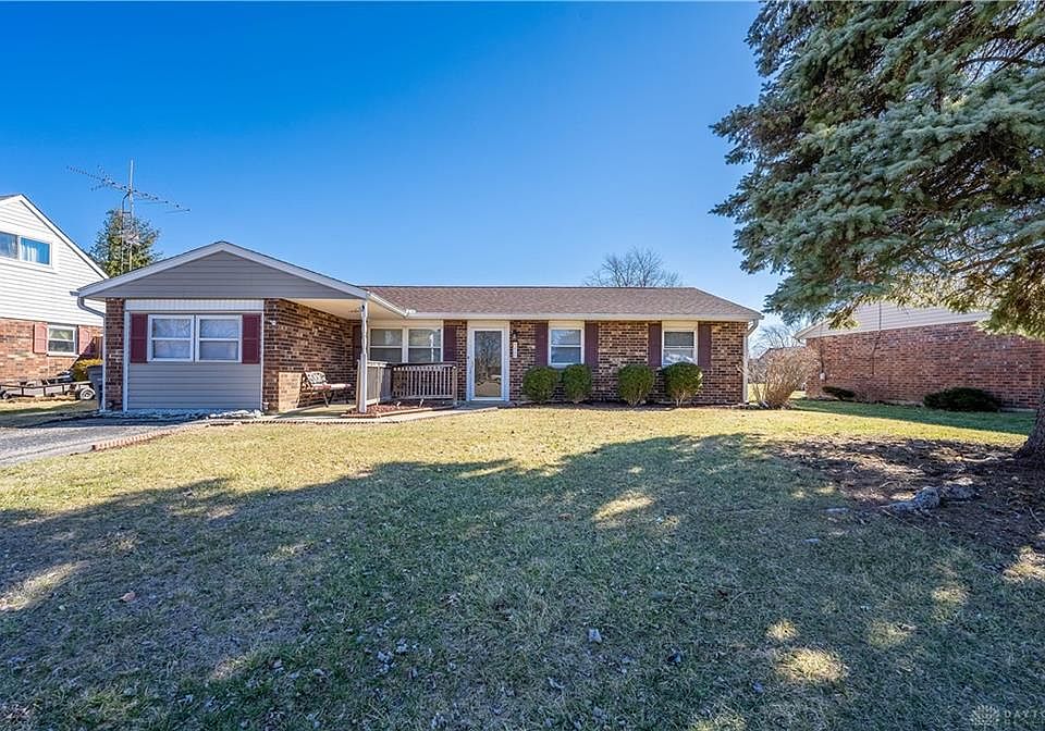 1st image of 111 Kings Chapel Dr