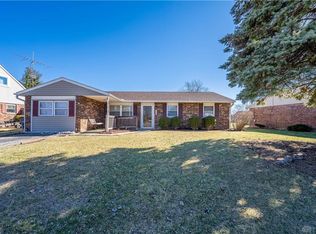 111 Kings Chapel Dr, Troy, OH 45373