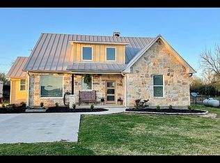 22267 Webster St, Navasota, TX 77868