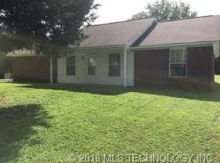 401 N Maple St, Sallisaw, OK 74955