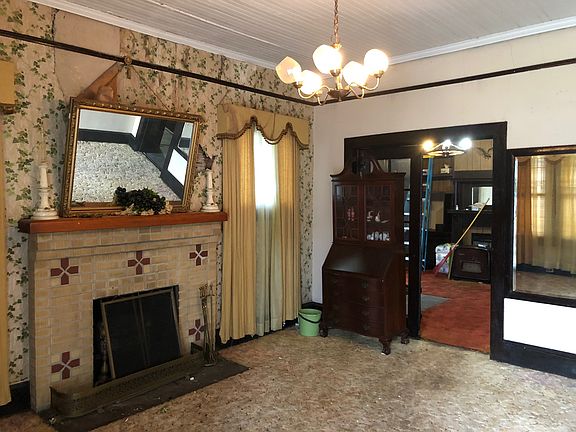 5th image of 518 Maxwell Ave