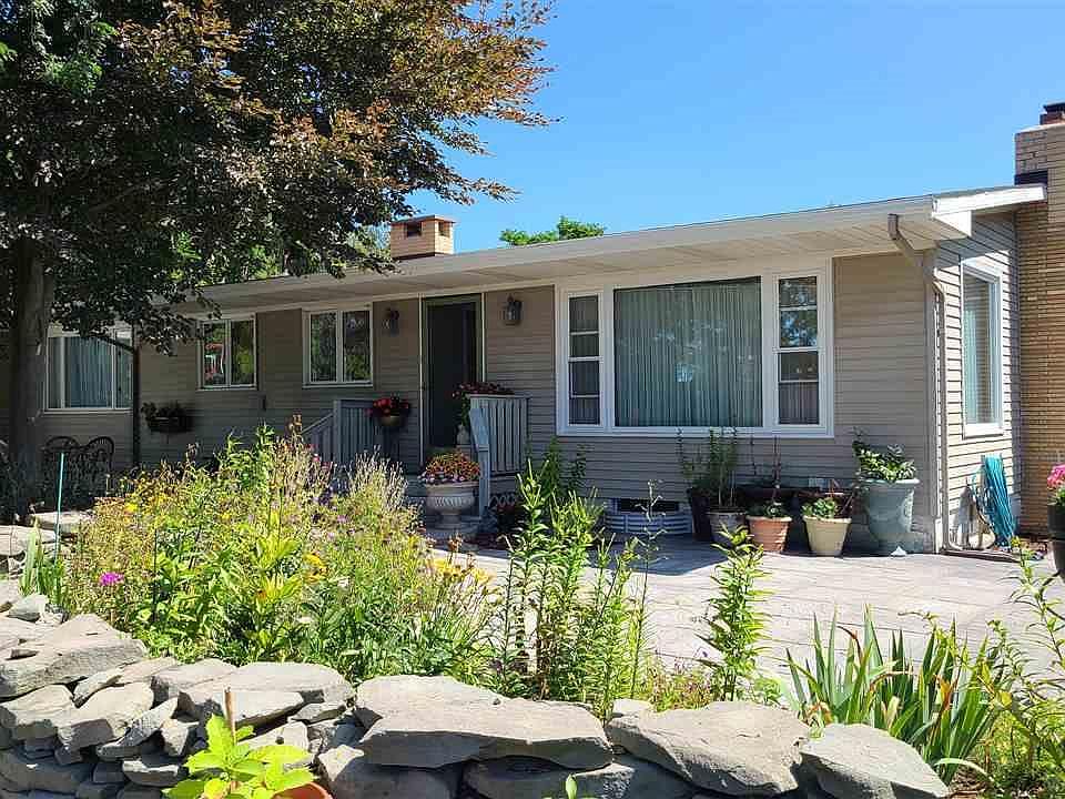 625 S Lakeshore Rd, Port Sanilac, MI 48469 Zillow