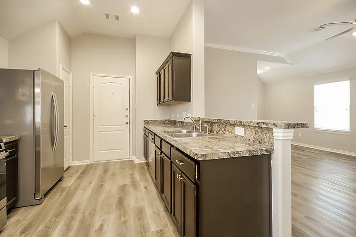 16707 Highland Villa Ln — Photo 8