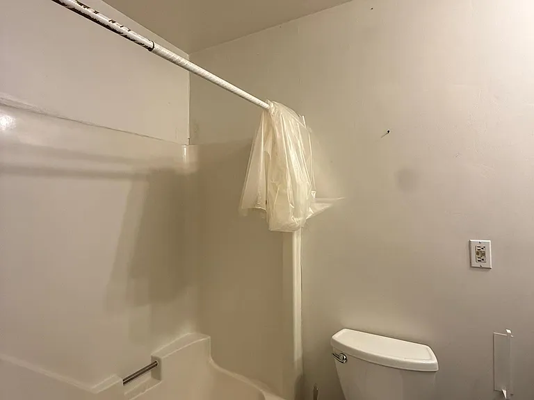 24 Warren Ave — Photo 10