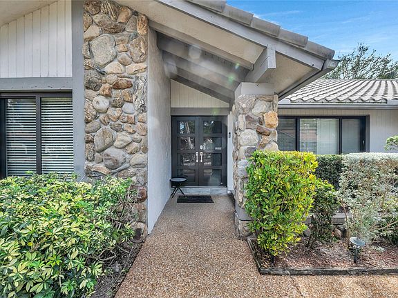 4th image of 11266 NW 10th Place