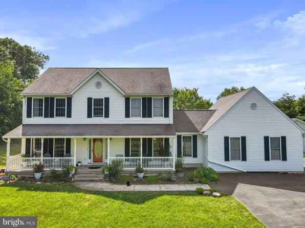 1446 Culp Rd, Berkeley Springs, WV 25411