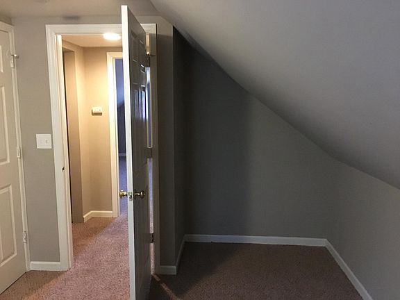 5th image of 7306 Clovernook Ave