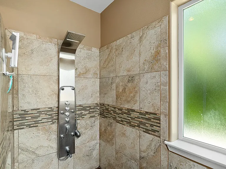 2330 Fancher Heights Blvd — Photo 8