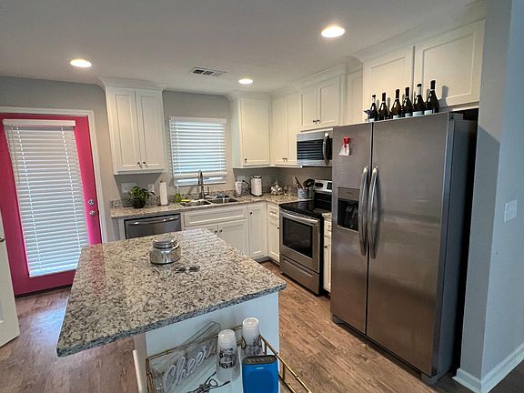 4th image of 515 N 11th St #515B