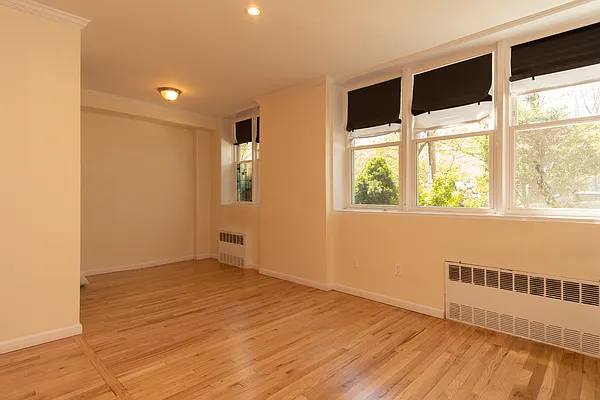 Sold by Rhona Realty | media 7