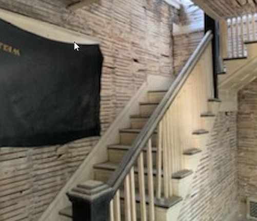 5th image of 339 W Forest Ave