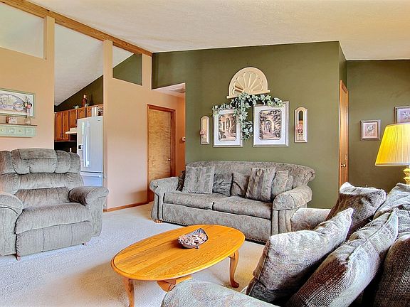 3rd image of 6539 Viking Ave