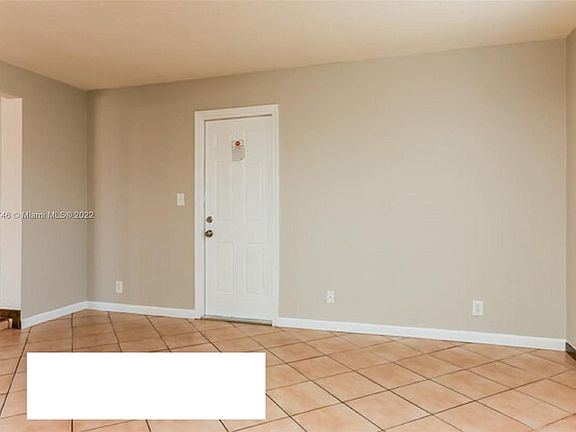 5th image of 6910 NW 84th St