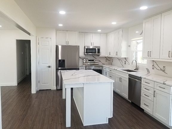5th image of 108 Longview Dr