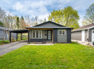 41 Helene Cres, Waterloo, ON N2L 5E6