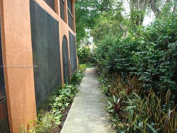3rd image of 18230 Mediterranean Blvd APT 1306