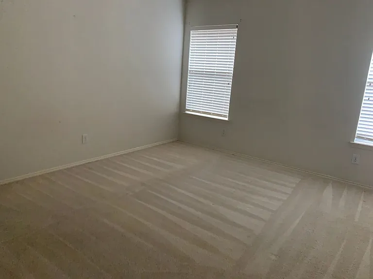 6000 White Pine Dr — Photo 5