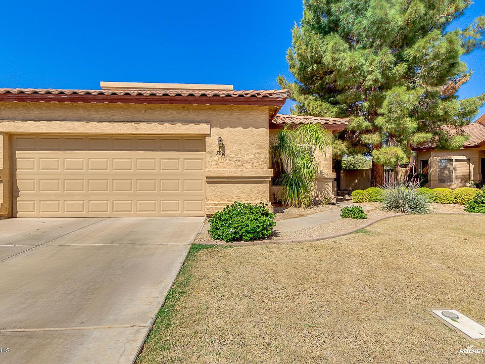 1st image of 722 N Tangerine Dr