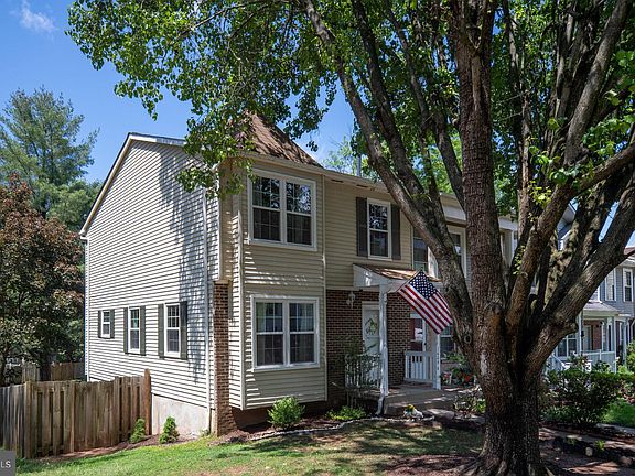 5th image of 14096 Geraldine Ct