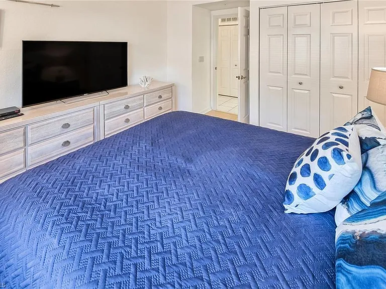 6910 Satinleaf Rd N #101 — Photo 18