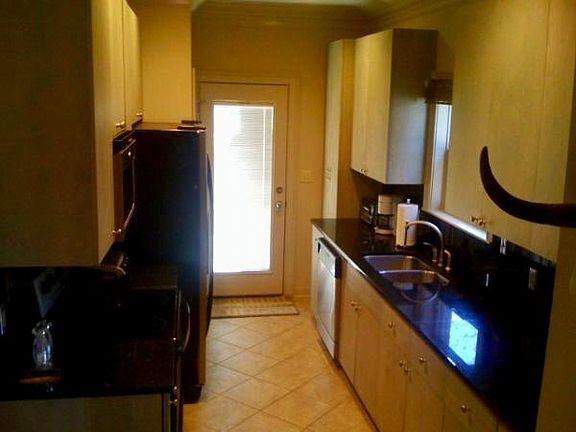 5th image of 110 Falls Grove Dr