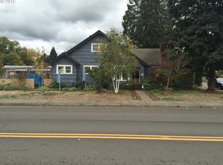 204 N Broadway St, Estacada, OR 97023
