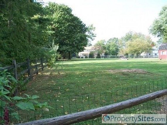 2nd image of 2974 Langhorne Yardley Rd