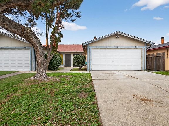 3rd image of 3833 Rion Way