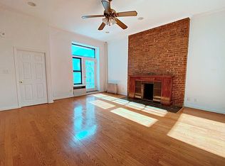 18 W 69th St APT 3B, New York, NY