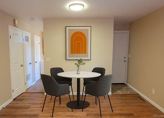 3rd image of 8055 Wolff St #4