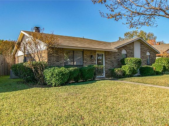 3rd image of 6105 Glacier Ct