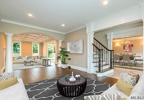 3rd image of 55 Belmont Cir