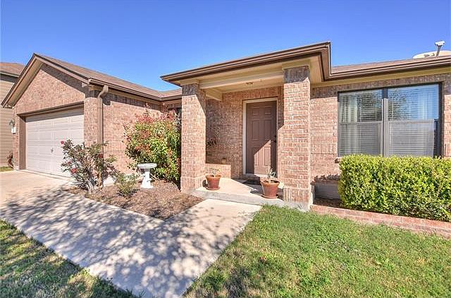 1st image of 230 Wildwood Dr