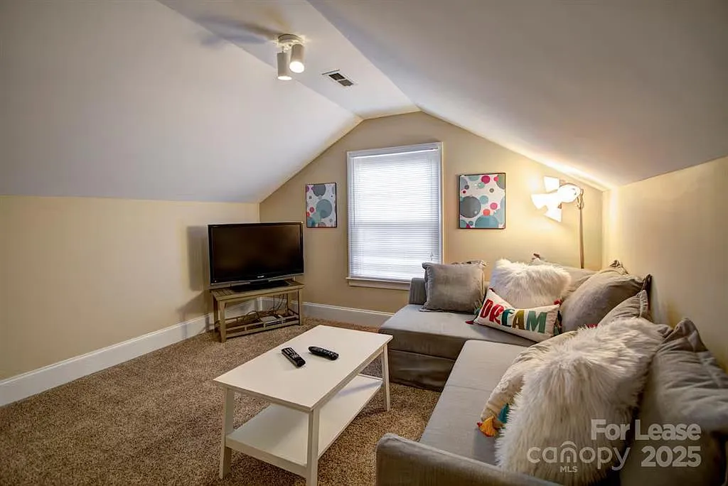 2604 East 5th Street - 1 — Photo 3