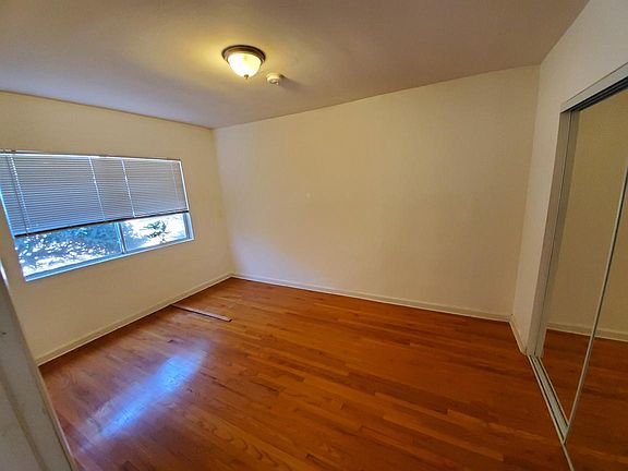 4th image of 9741 W Pico Blvd #B